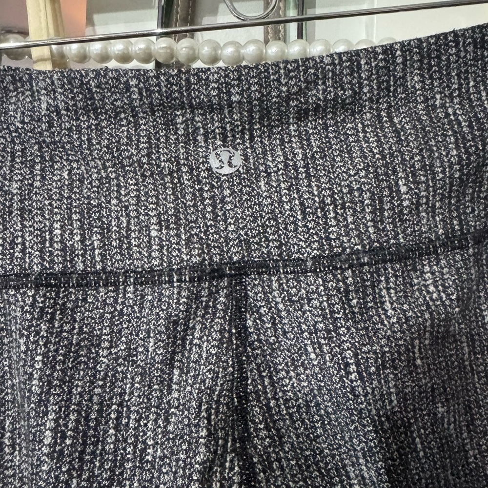 Lululemon Athletica coco pique Leggings - Picture 2 of 4